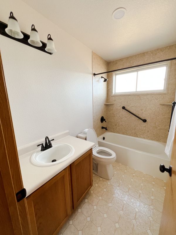 Top Bathroom Remodeling Companies in Elkhorn, WI